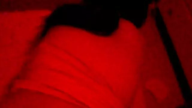 Ma femme sexy beeg femme enceinte marche en culotte