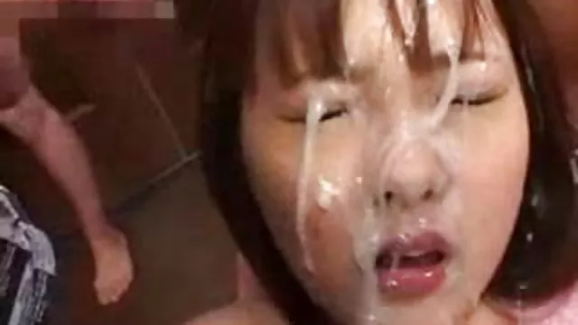 Il fait terriblement chaud sur video femme enceinte sexe le poêle, laisse-moi te déshabiller