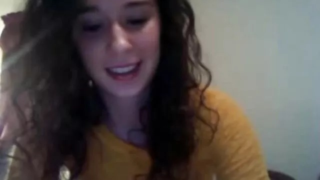 Timide fille ouvre vraiment sa chatte porno dingue femme enceinte