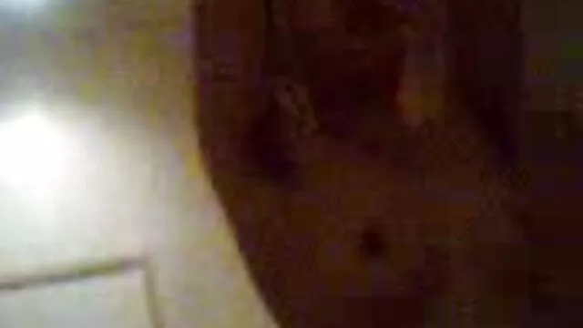 Gode ​​jouet et sa sex enceinte video maîtresse juteuse