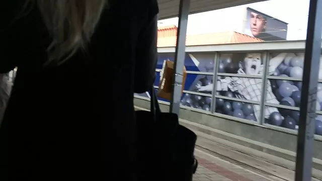 Une pute mature et dépravée baise massage femme enceinte porn avec une jeune chienne