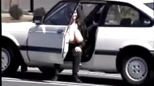 Une brune passionnée video femme enceinte lesbienne aime le bon sexe
