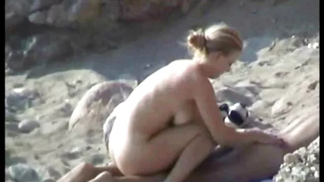 La secrétaire russe gagne son salaire femme enceinte nue xxx