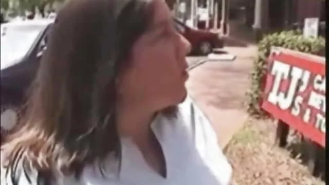 Ma copine mignonne potelée suce tukif enceinte la chatte