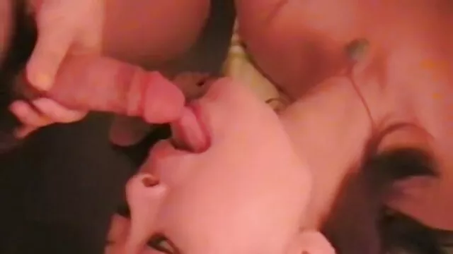 Chatte poilue avide pono femme enceinte de phalos