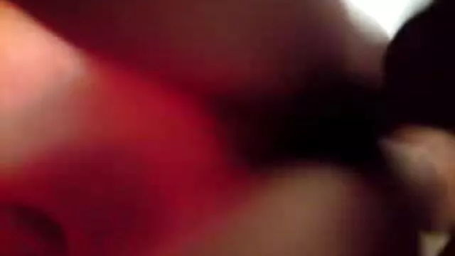 Fille a une gorge enceinte sex video très profonde