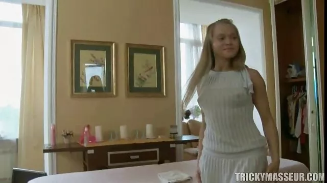 Le sexe porno et grossesse avec un mec s'est terminé avec succès