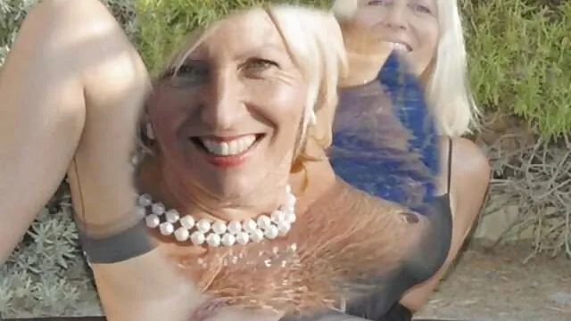 Mon mari fait se tenir la chienne femme enceinte porn en levrette pendant des heures