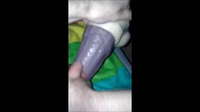 Le docteur examine la pute avec le youporn enceinte quartier