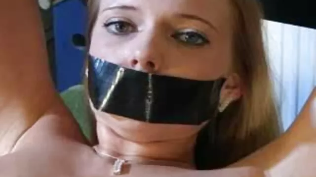 Salope baisée par 21 porno de femme enceinte bites